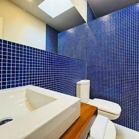 Modernist Gem Penthouse *